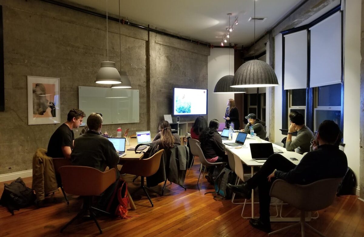 Exploring the Roles of Software Development Companies for Startups in the Age of AI